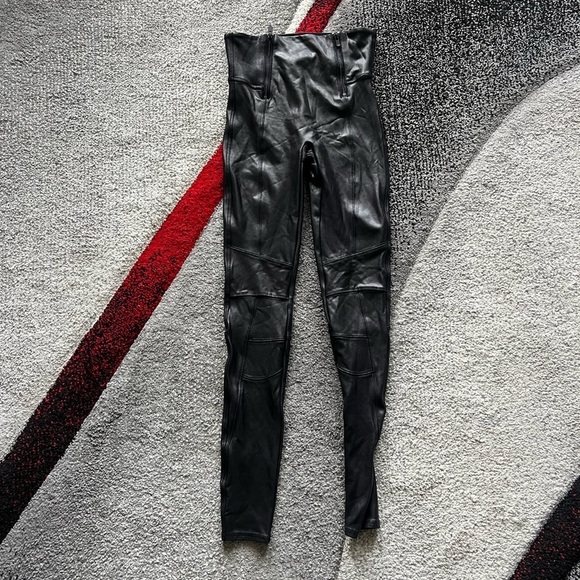 Spanx Faux Leather Zipper Detail Leggings - Picture 1 of 4